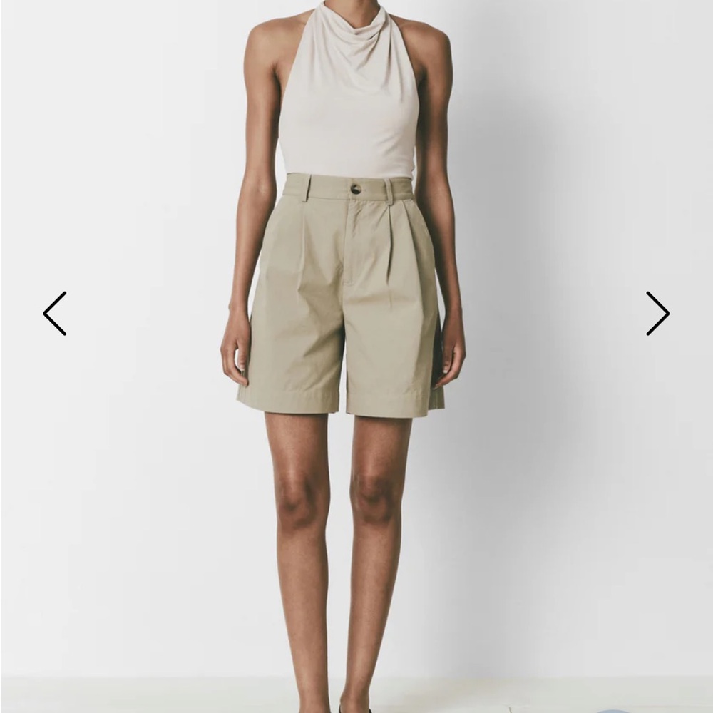 Alain Green High-Waisted Shorts